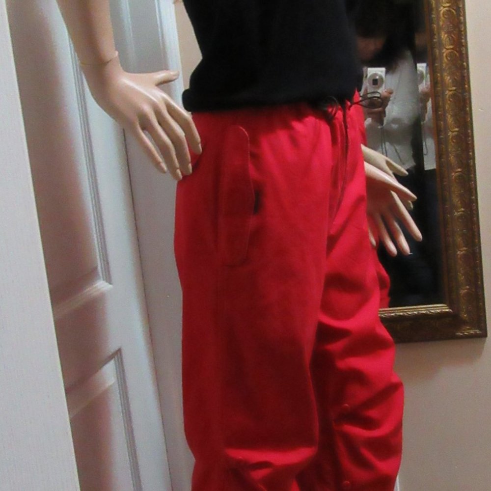 Pants size small - Picture 4 of 13